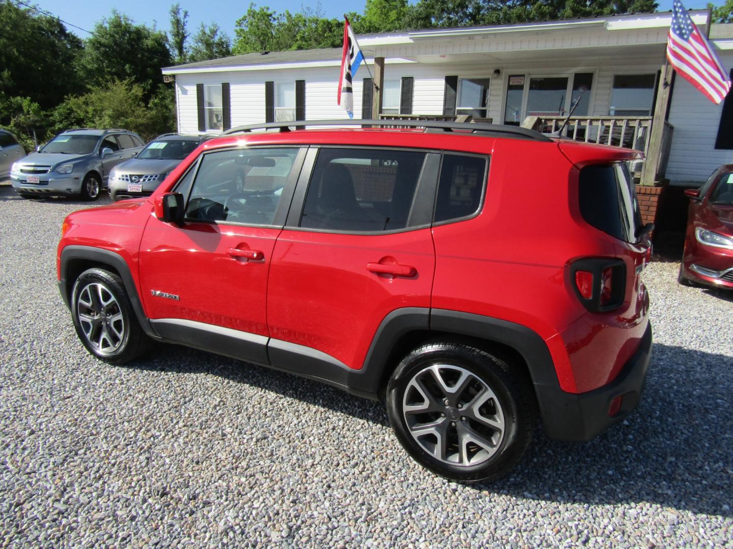 2016 Red /Gray Jeep Renegade Latitude FWD (ZACCJABT0GP) with an 2.4L L4 DOHC 16V engine, Automatic transmission, located at 15016 S Hwy 231, Midland City, AL, 36350, (334) 983-3001, 31.306210, -85.495277 - Photo#6